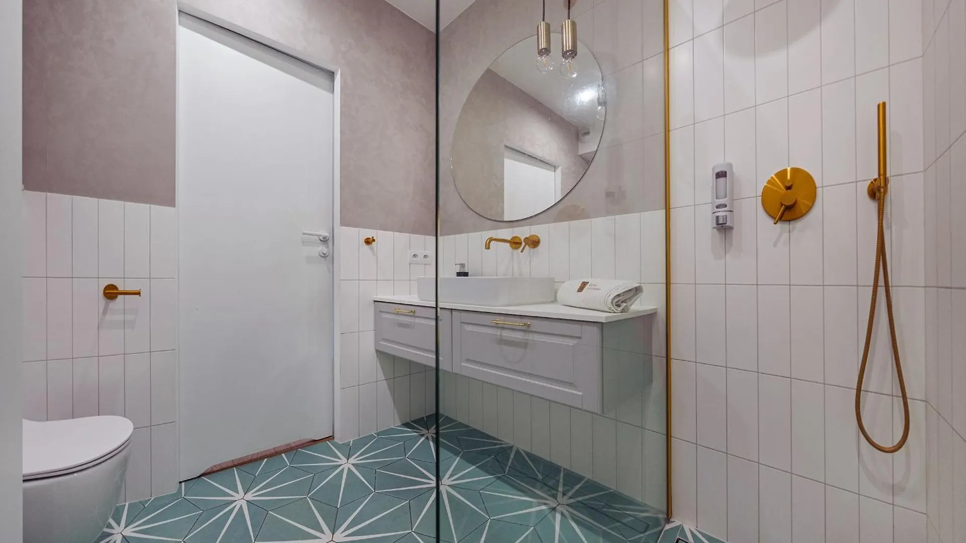 Tsuru Apartment Gdańsk